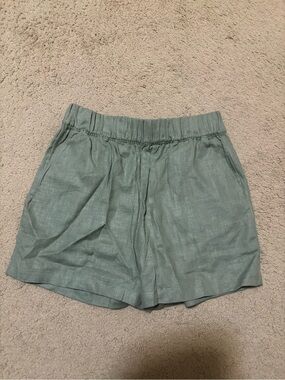 BLANKNYC Light Sage Elastic-Waist Women’s Shorts